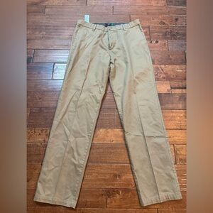 Dockers Men's Khaki Classic Chinos 34